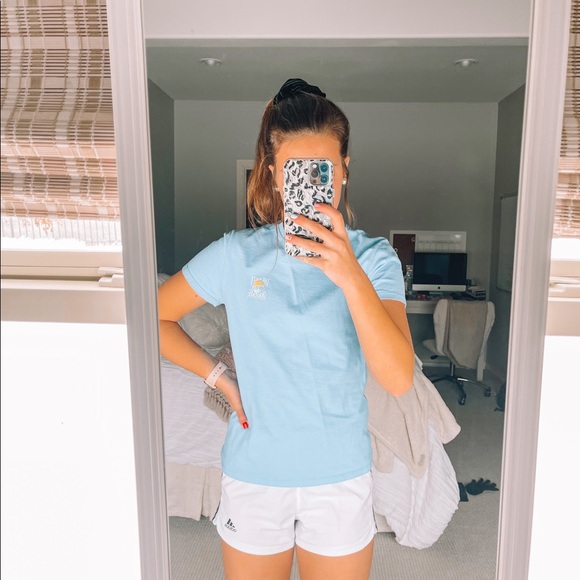 Gildan Tops - salty dog cafe blue tshirt